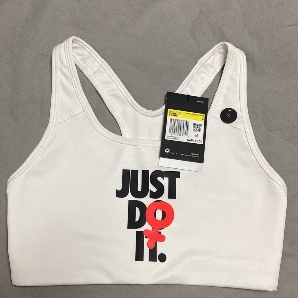 2/$40 🌺 Nike JDI Bra